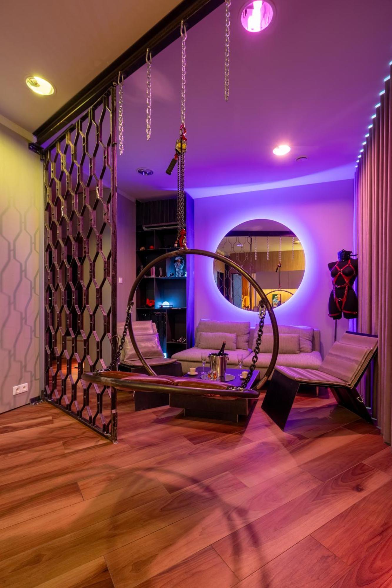 Bdsm Swing Klima Lustra Super Wygodne Lozko , Hustawka ,dla Doroslych Adults Only Apartament